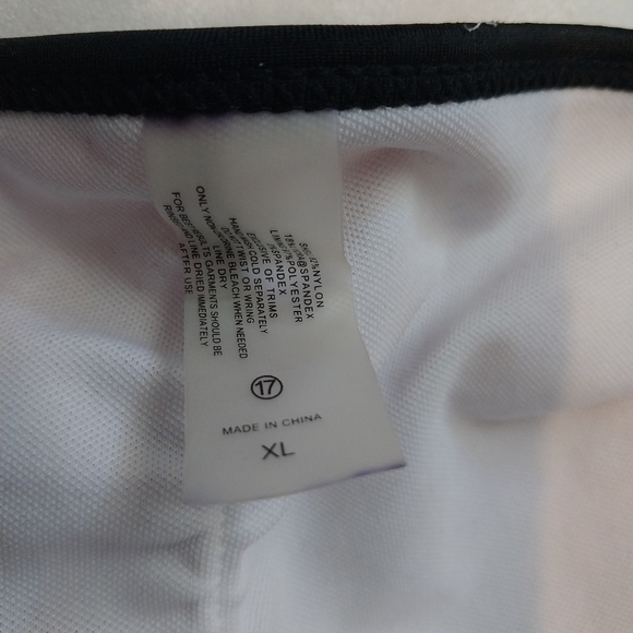 Red Star Pattern Bikini - Picture 4 of 4